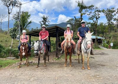 Horseback riding rio celeste