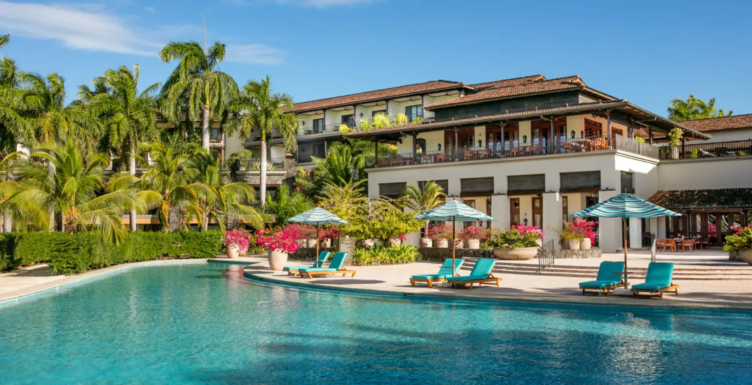 Family-friendly hotel in Costa Rica with pool and tropical gardens