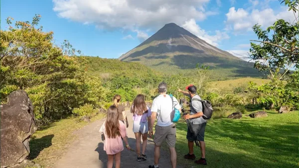 Costa Rica Local Guides